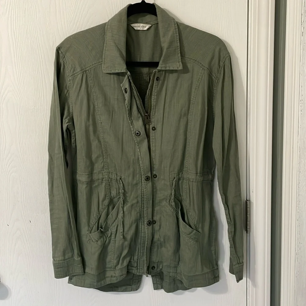 Abercrombie & Fitch Olive Army Green Women’s Light Utility Jacket Size XS